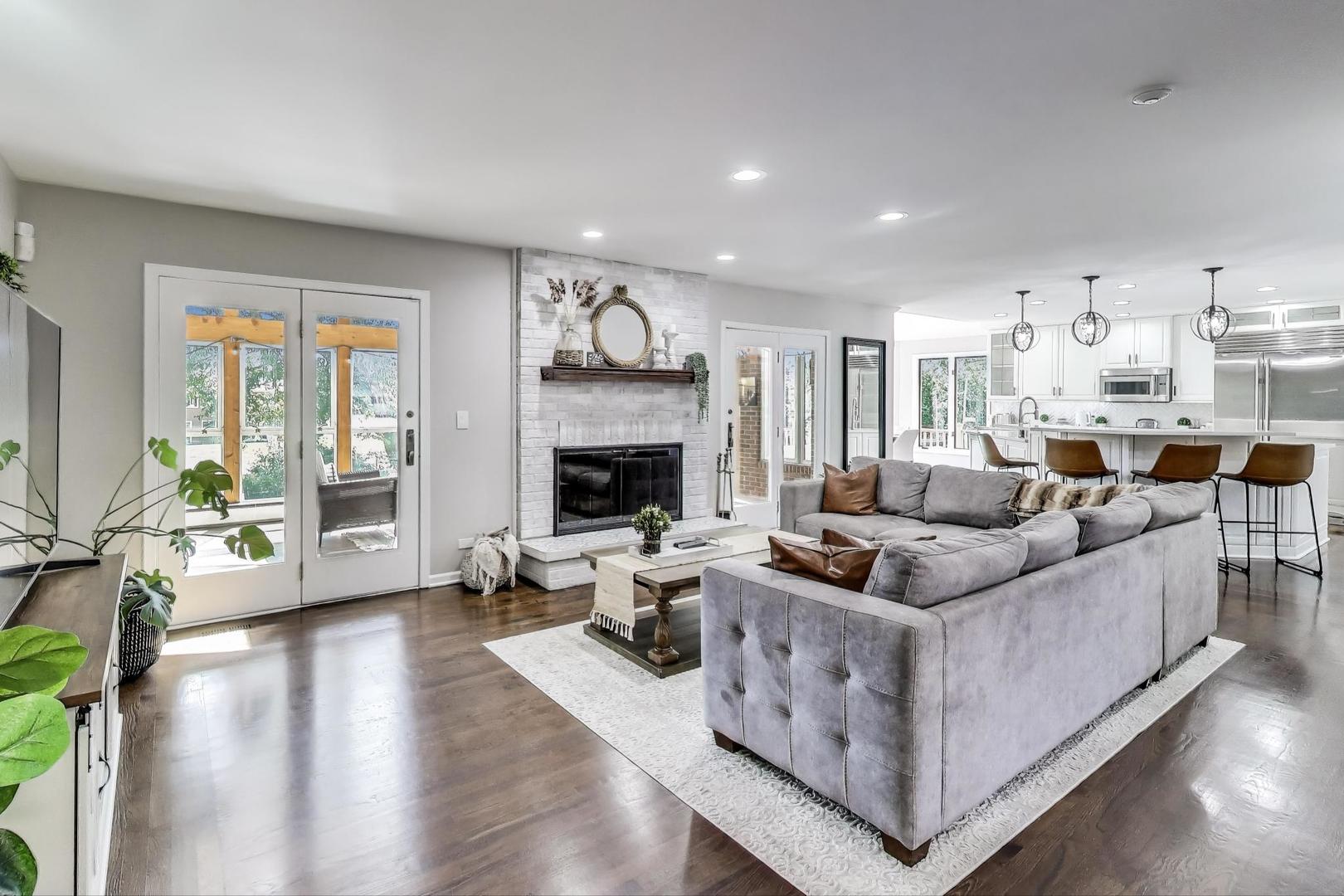 775 Summer Isle Lane, Inverness, IL 60010