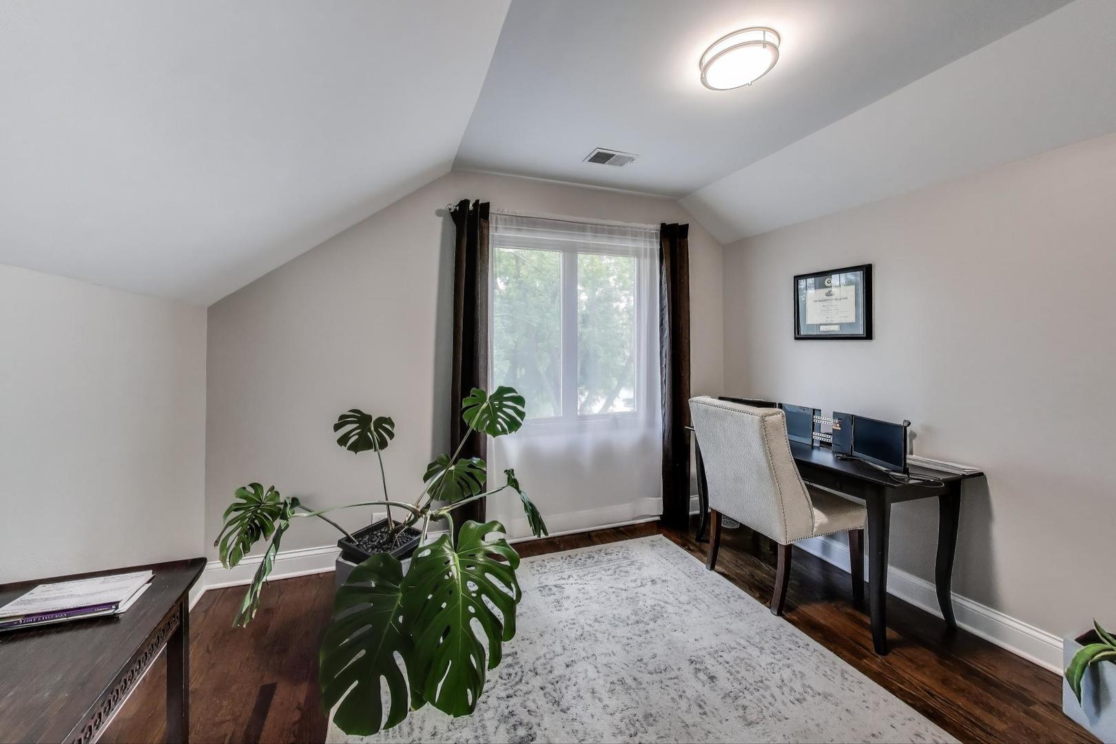 775 Summer Isle Lane, Inverness, IL 60010