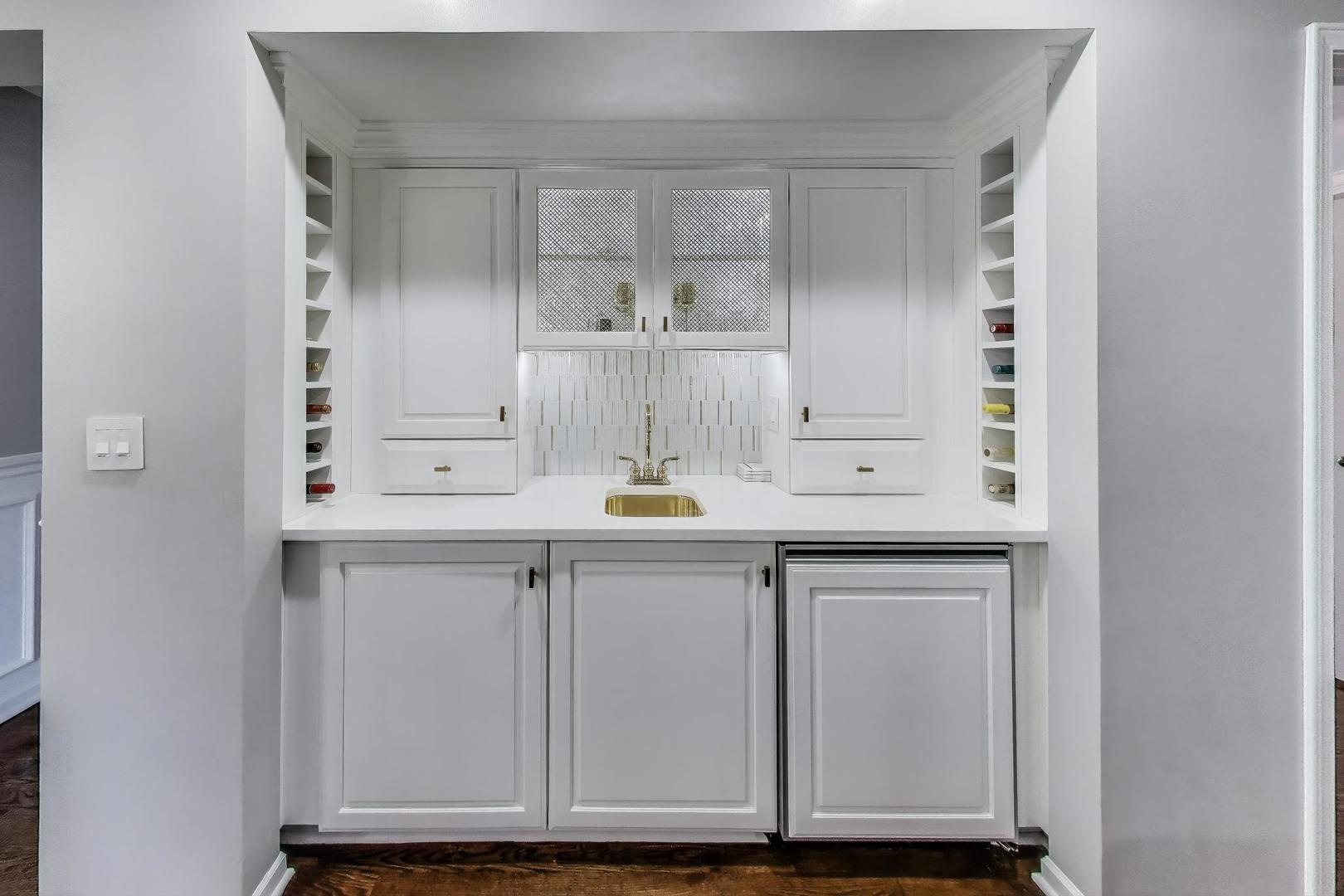 775 Summer Isle Lane, Inverness, IL 60010