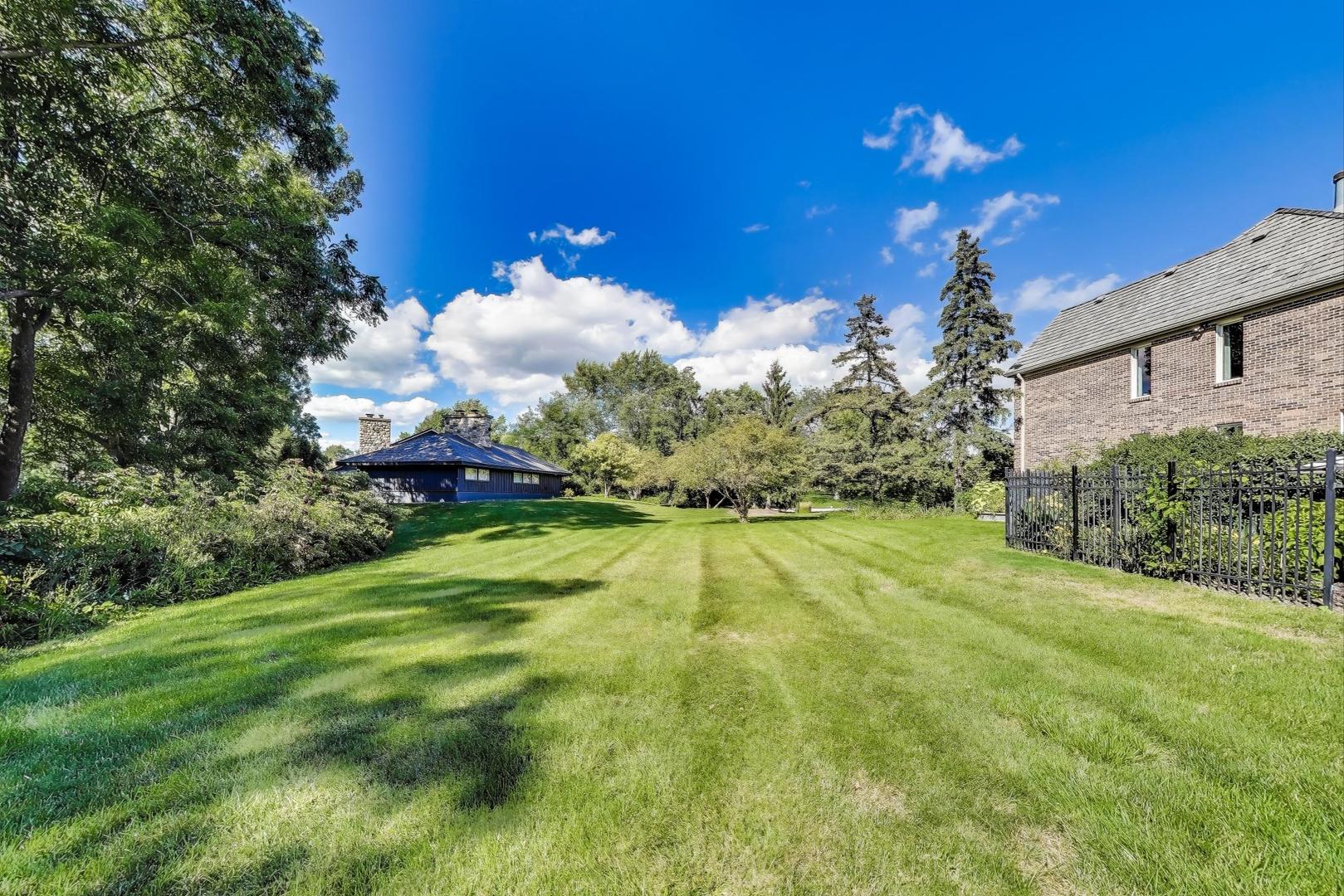 775 Summer Isle Lane, Inverness, IL 60010