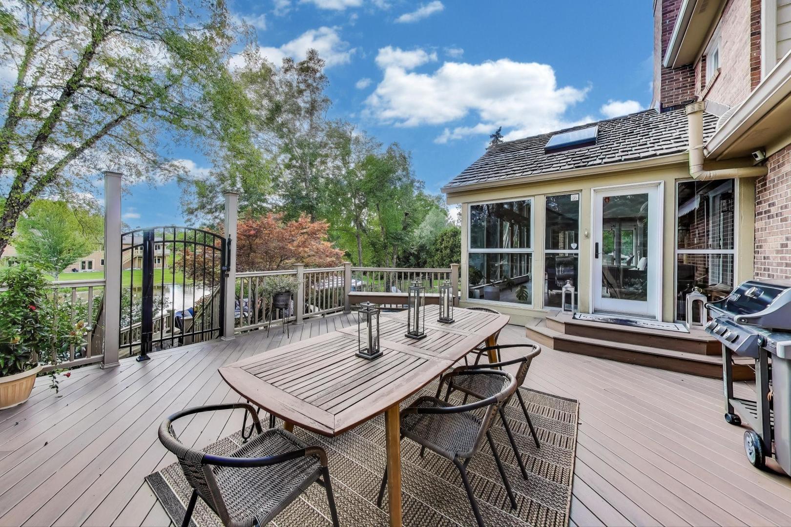 775 Summer Isle Lane, Inverness, IL 60010