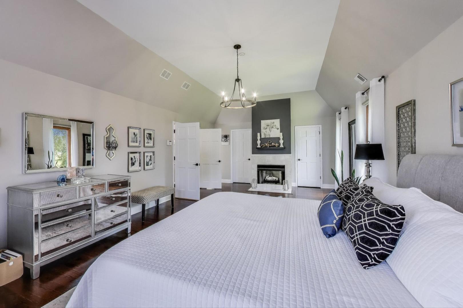 775 Summer Isle Lane, Inverness, IL 60010