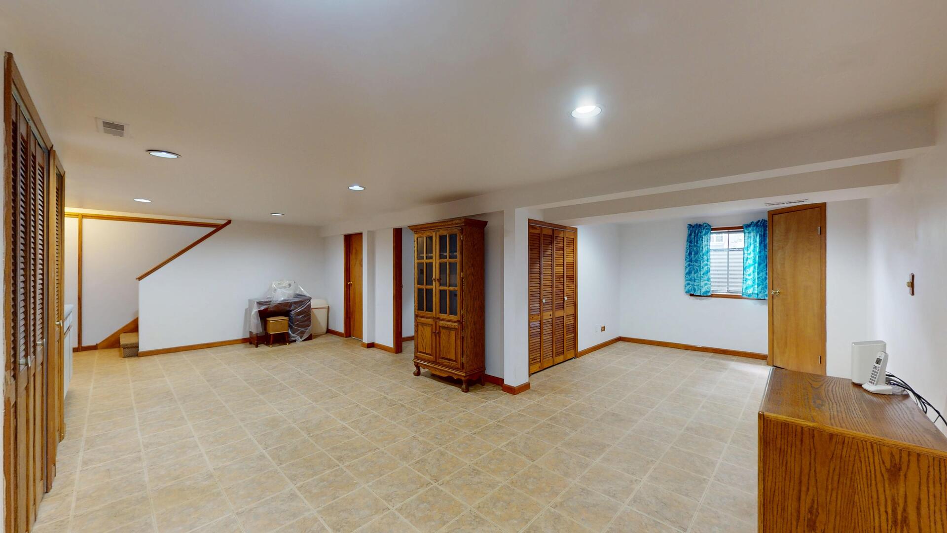 1705 Hawkins Avenue, Downers Grove, IL 60516
