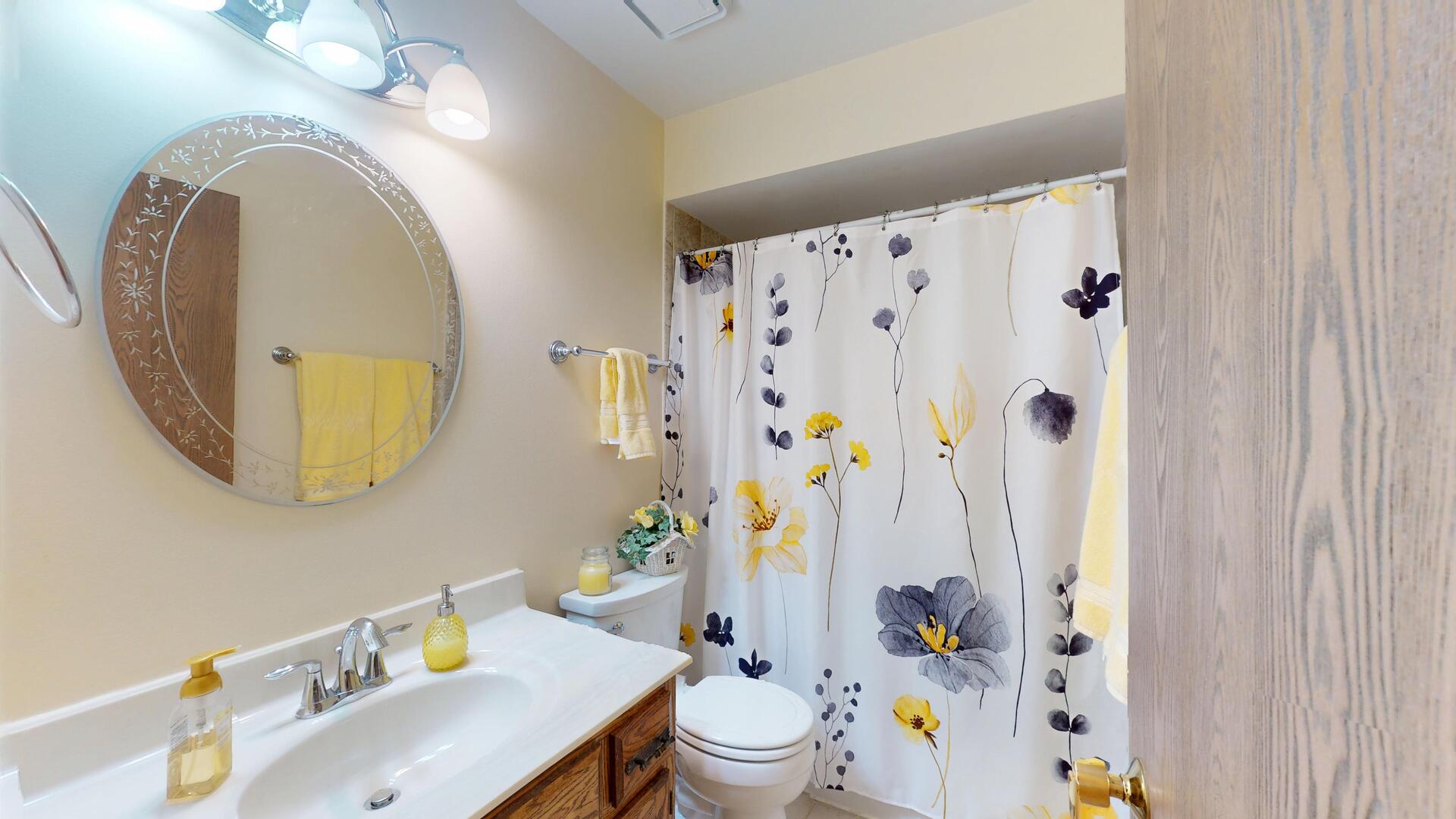 1705 Hawkins Avenue, Downers Grove, IL 60516