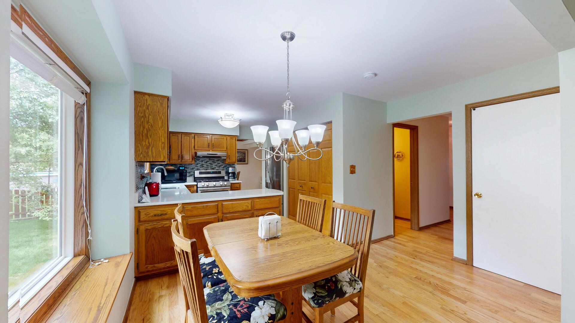 1705 Hawkins Avenue, Downers Grove, IL 60516