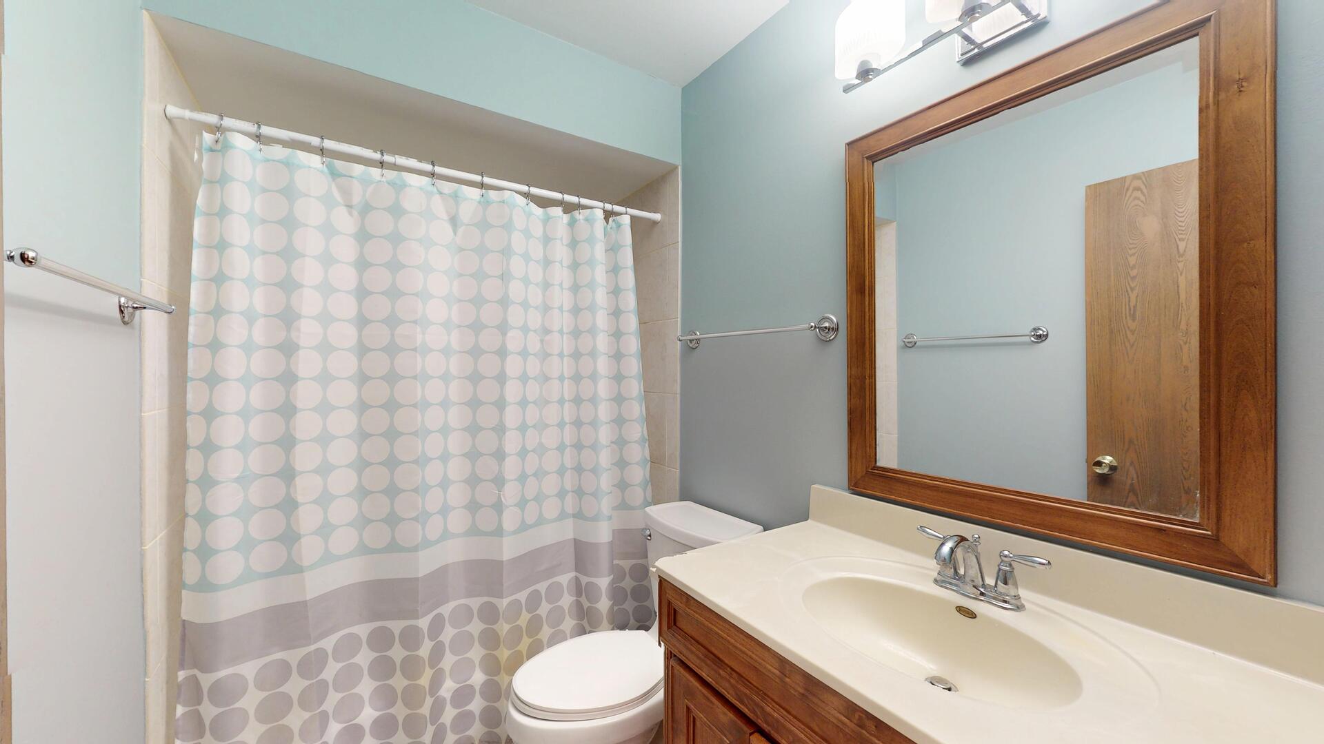1705 Hawkins Avenue, Downers Grove, IL 60516