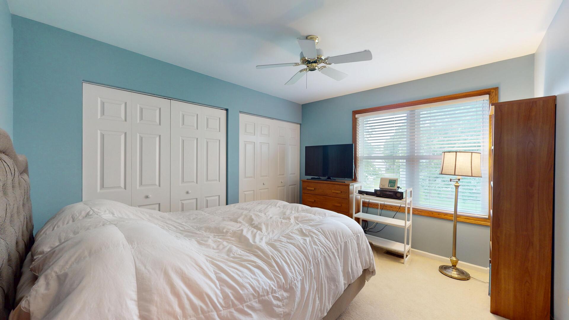 1705 Hawkins Avenue, Downers Grove, IL 60516