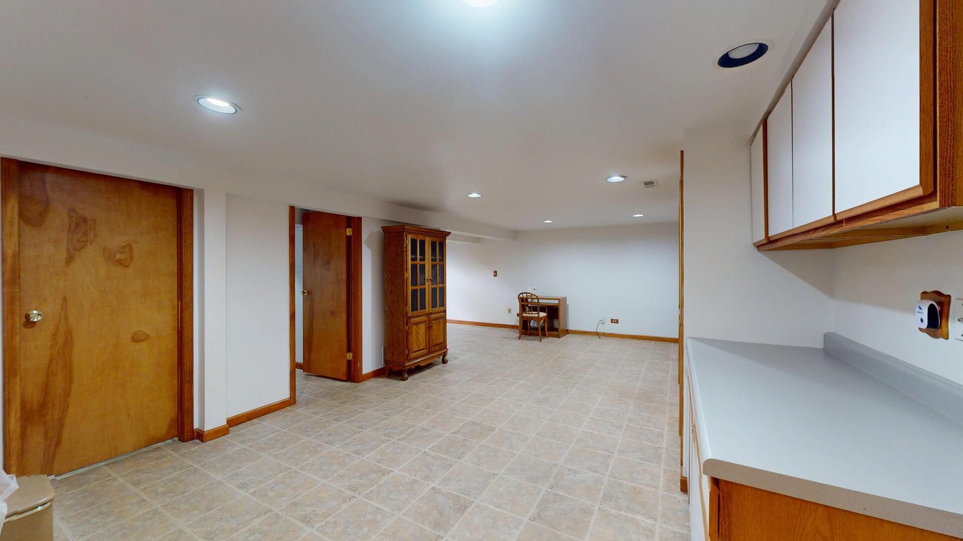 1705 Hawkins Avenue, Downers Grove, IL 60516