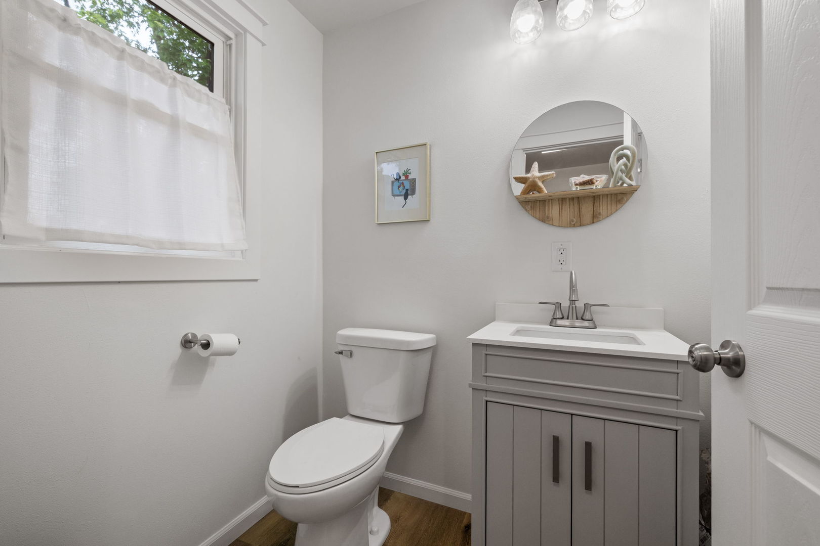 816 S Jefferson Avenue, Dixon, IL 61021