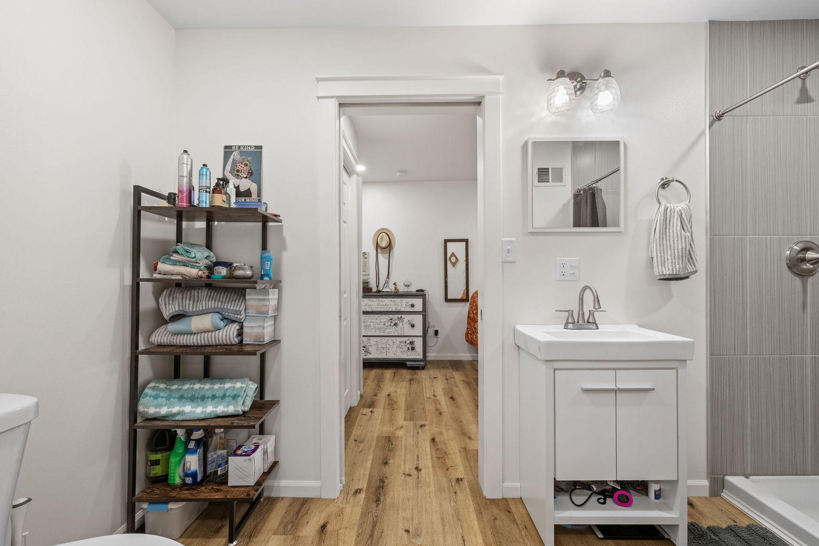 816 S Jefferson Avenue, Dixon, IL 61021