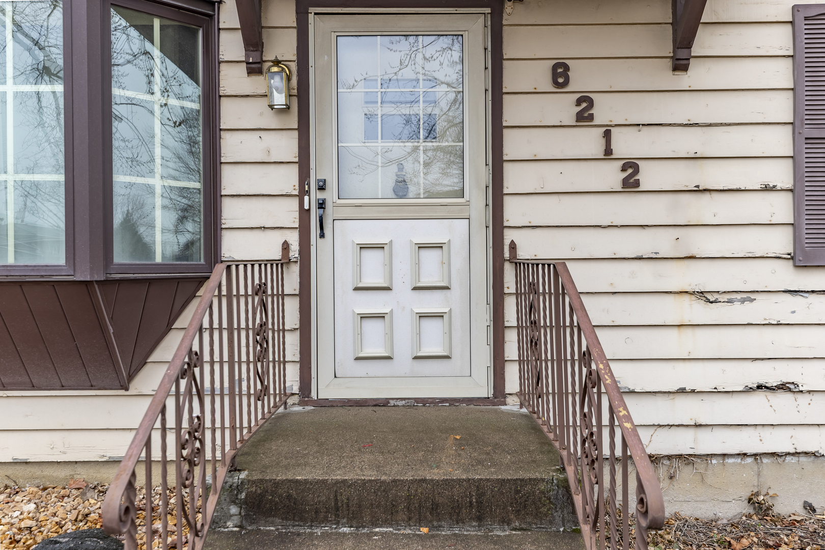 6212 W 92nd Place, Oak Lawn, IL 60453