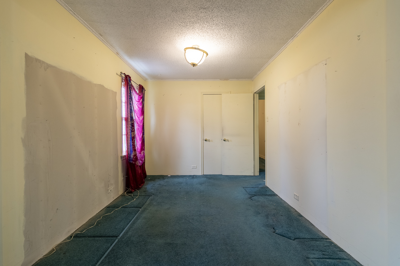 6212 W 92nd Place, Oak Lawn, IL 60453