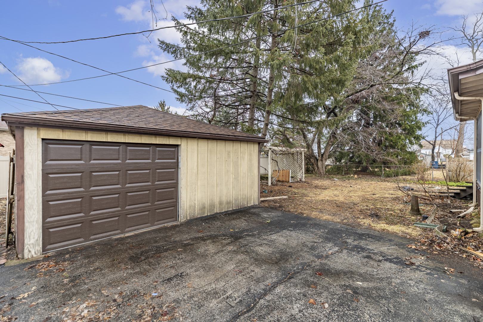 6212 W 92nd Place, Oak Lawn, IL 60453