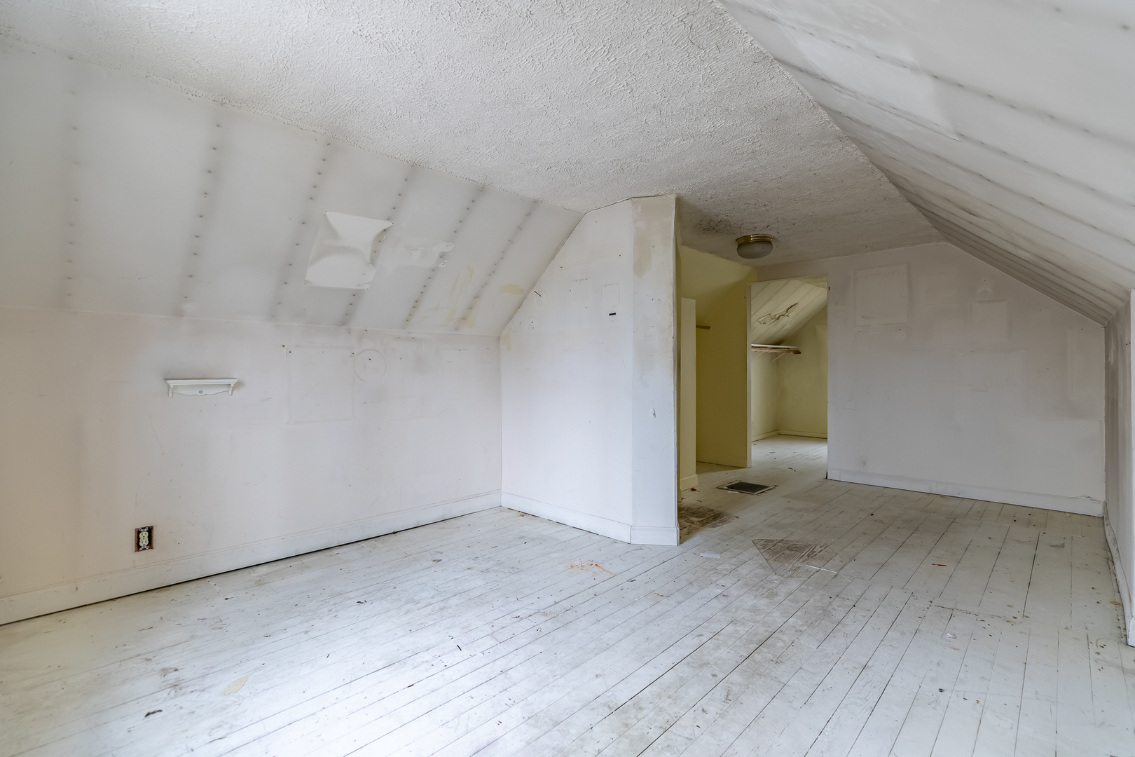 6212 W 92nd Place, Oak Lawn, IL 60453