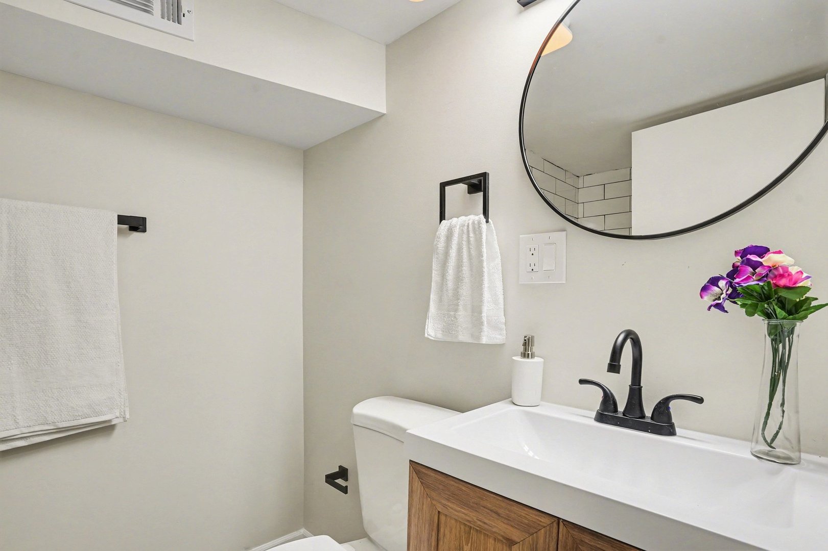 7947 S Kimbark Avenue, Chicago, IL 60619