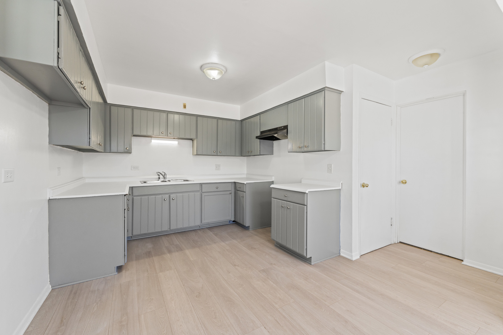 17740 Cedar Avenue, Country Club Hills, IL 60478