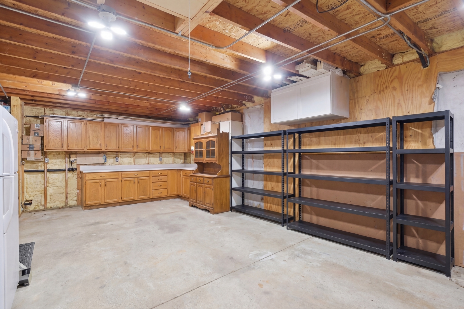 2221 Charmingfare Drive, Woodridge, IL 60517