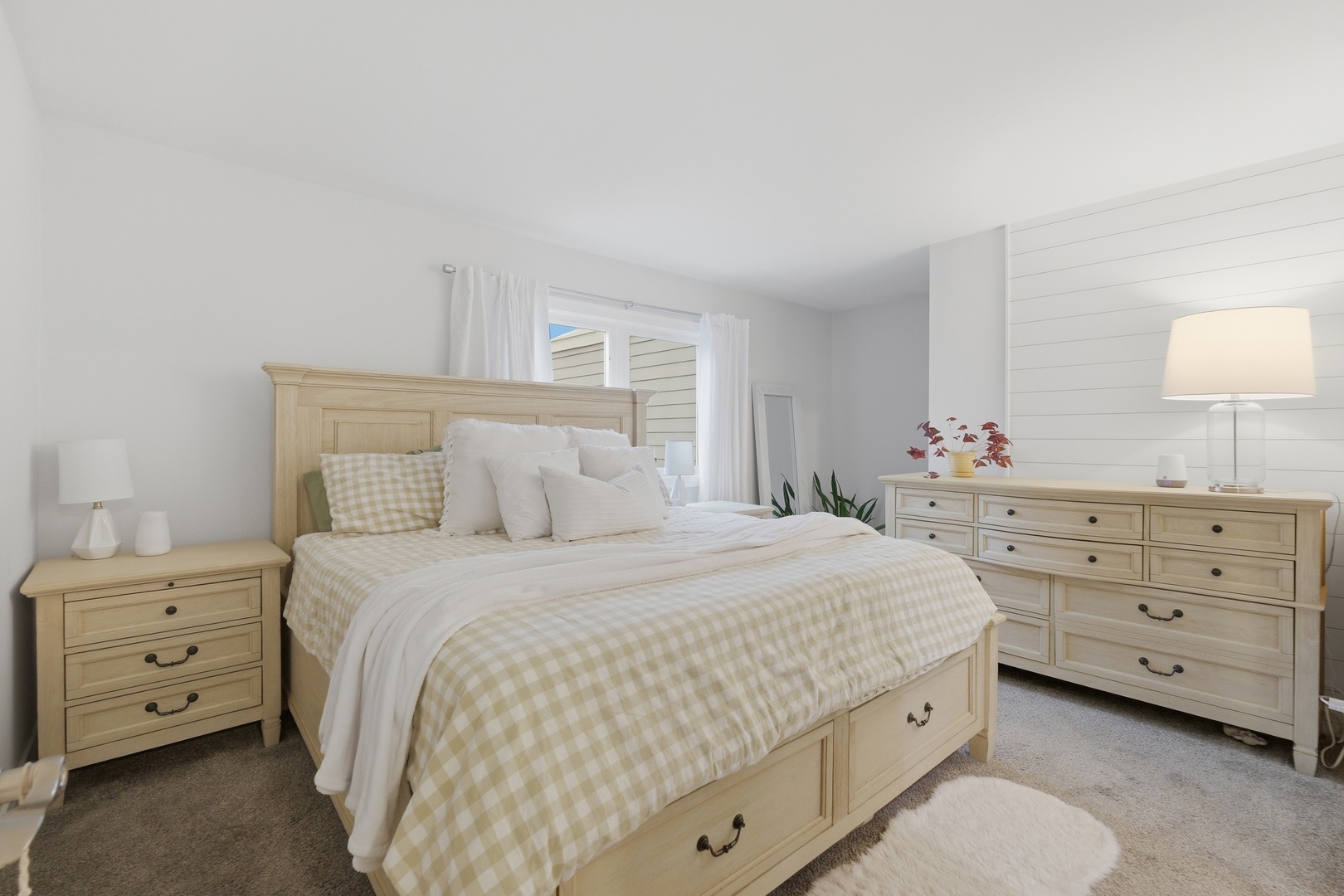 2221 Charmingfare Drive, Woodridge, IL 60517