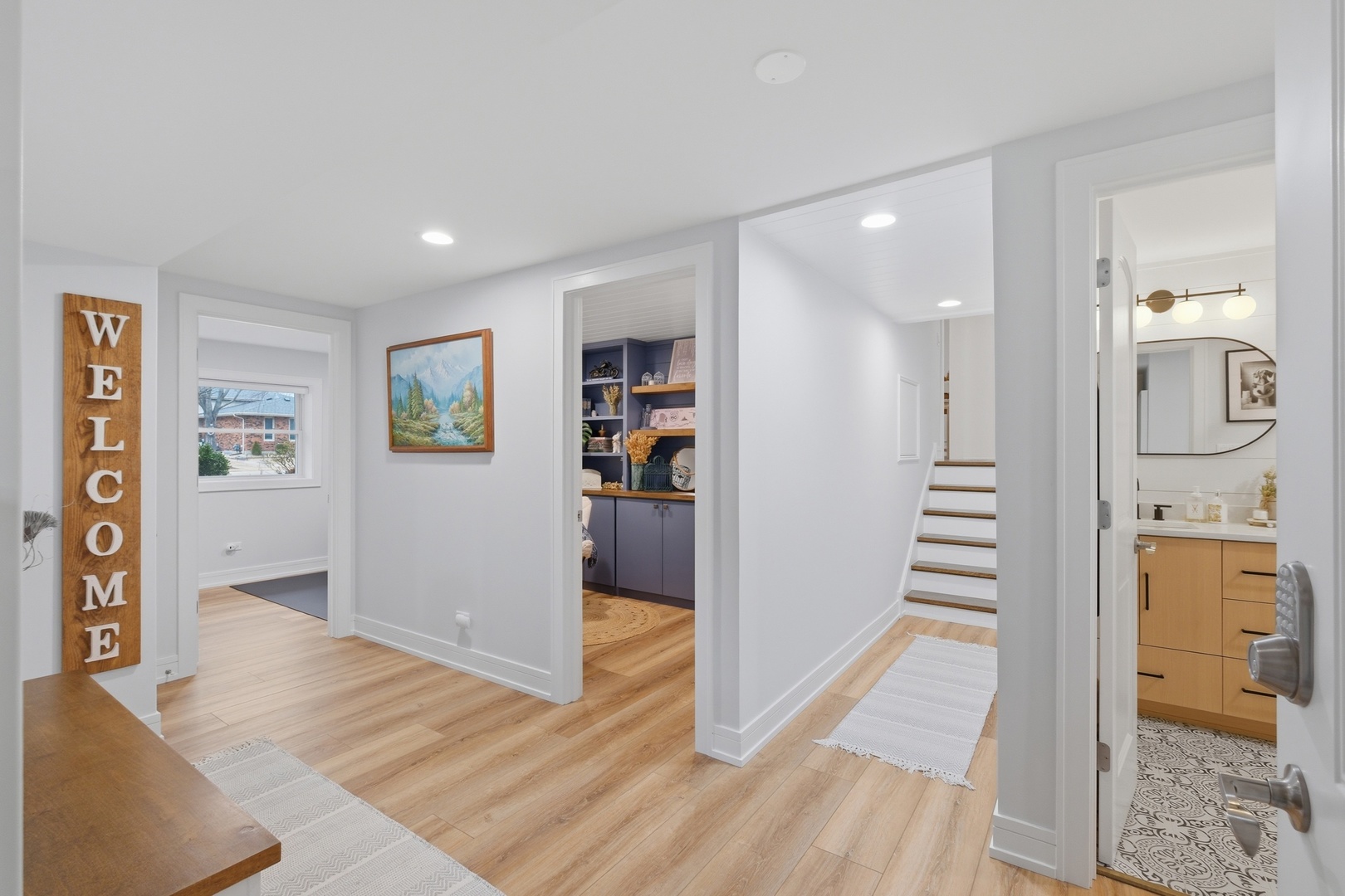 2221 Charmingfare Drive, Woodridge, IL 60517