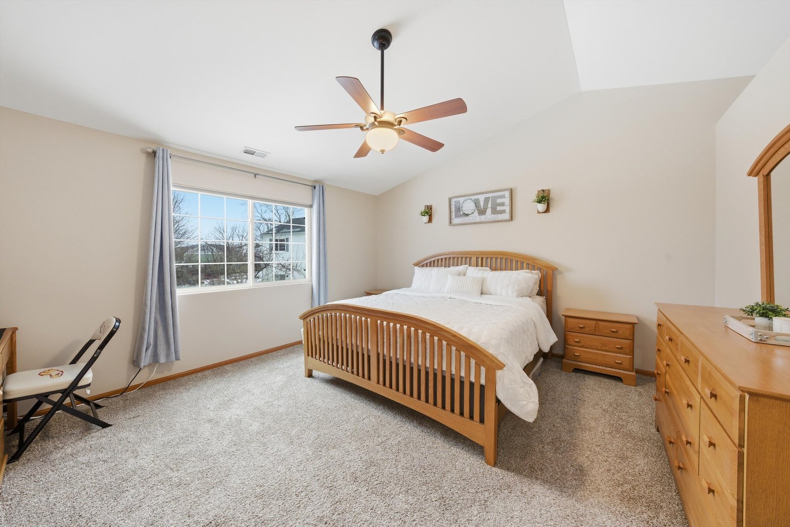 1110 Colonial Drive, Joliet, IL 60432