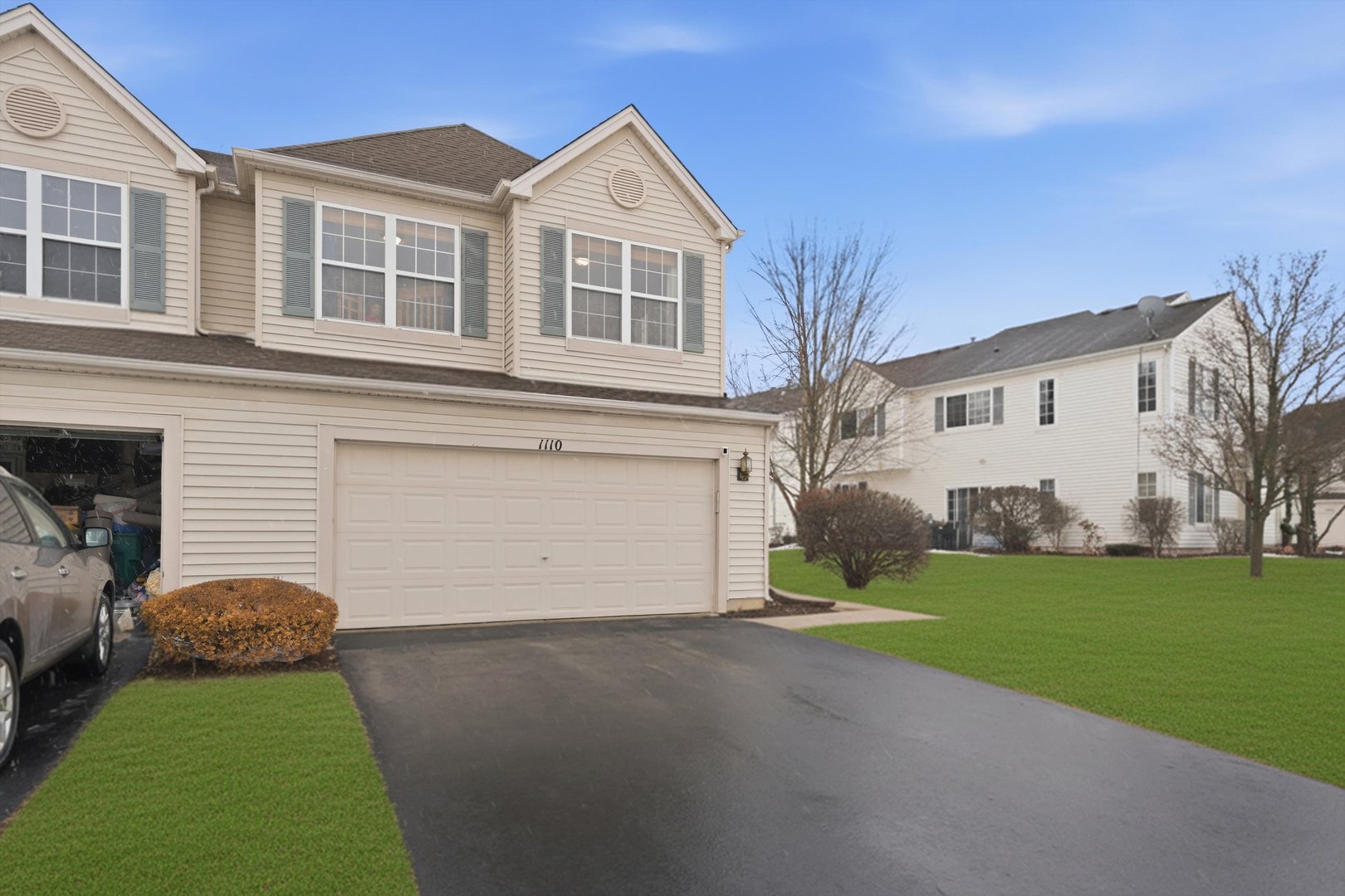 1110 Colonial Drive, Joliet, IL 60432