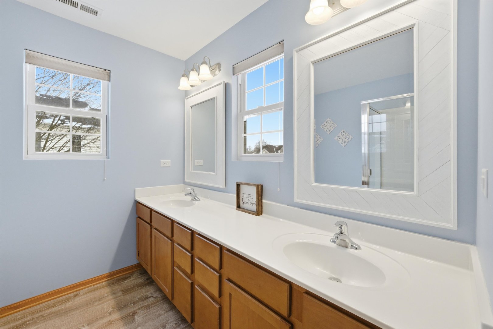 1110 Colonial Drive, Joliet, IL 60432