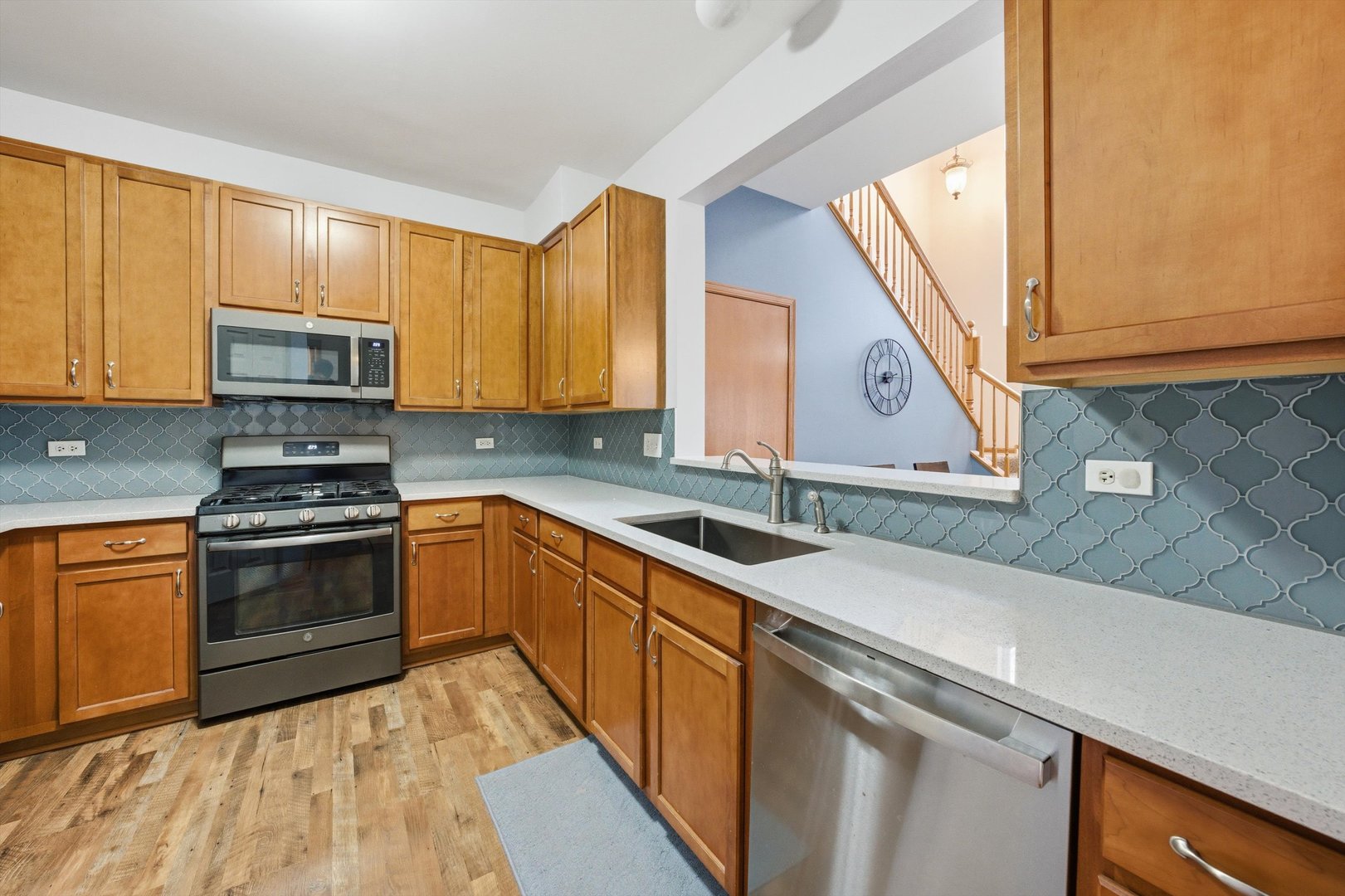 1110 Colonial Drive, Joliet, IL 60432