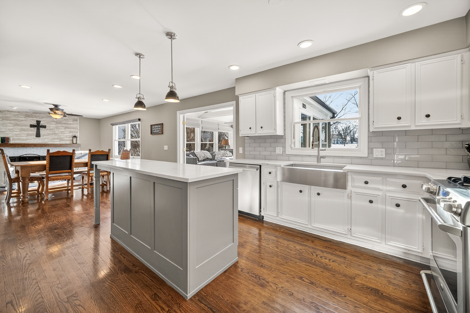 1205 Briergate Drive, Naperville, IL 60563