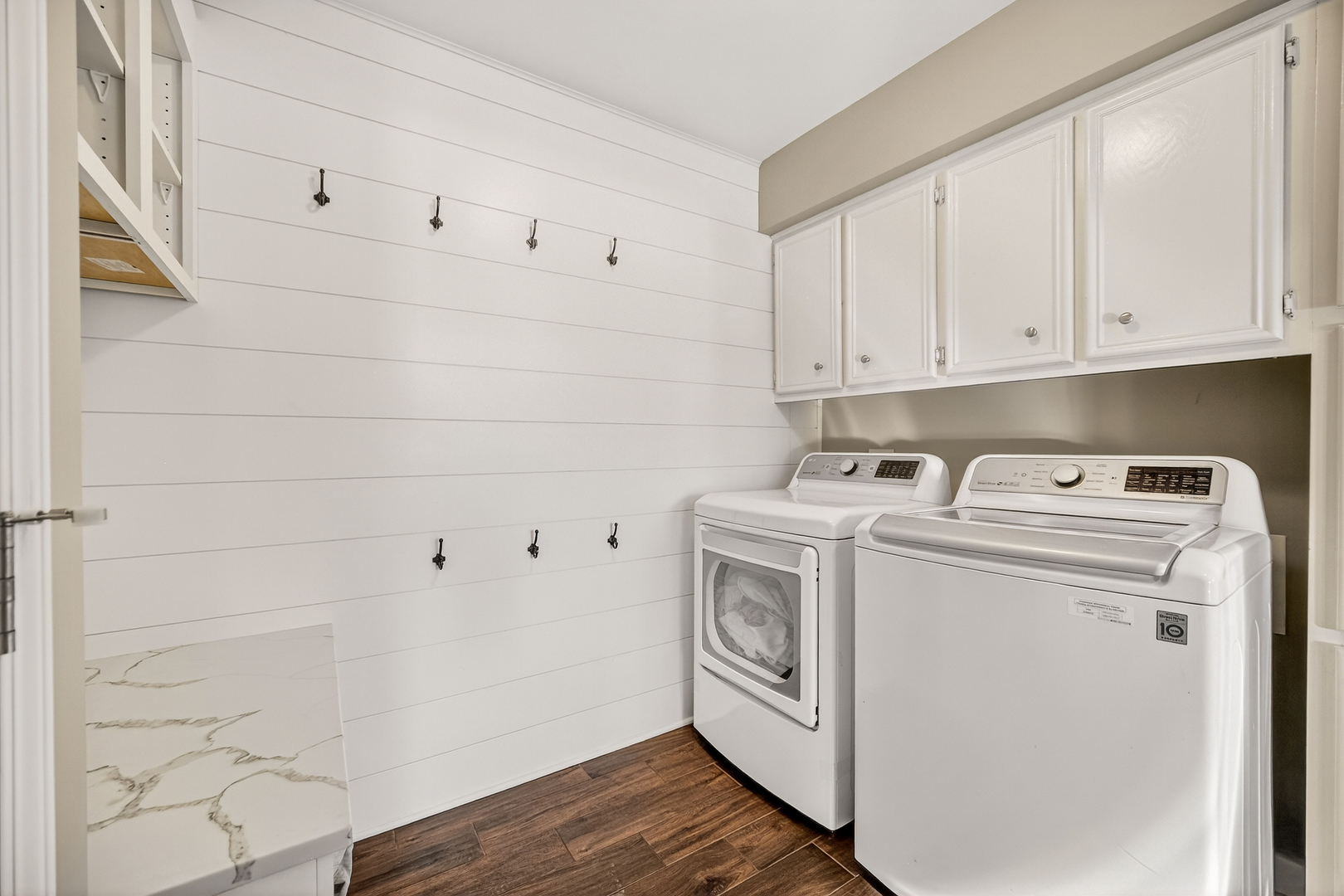 1205 Briergate Drive, Naperville, IL 60563