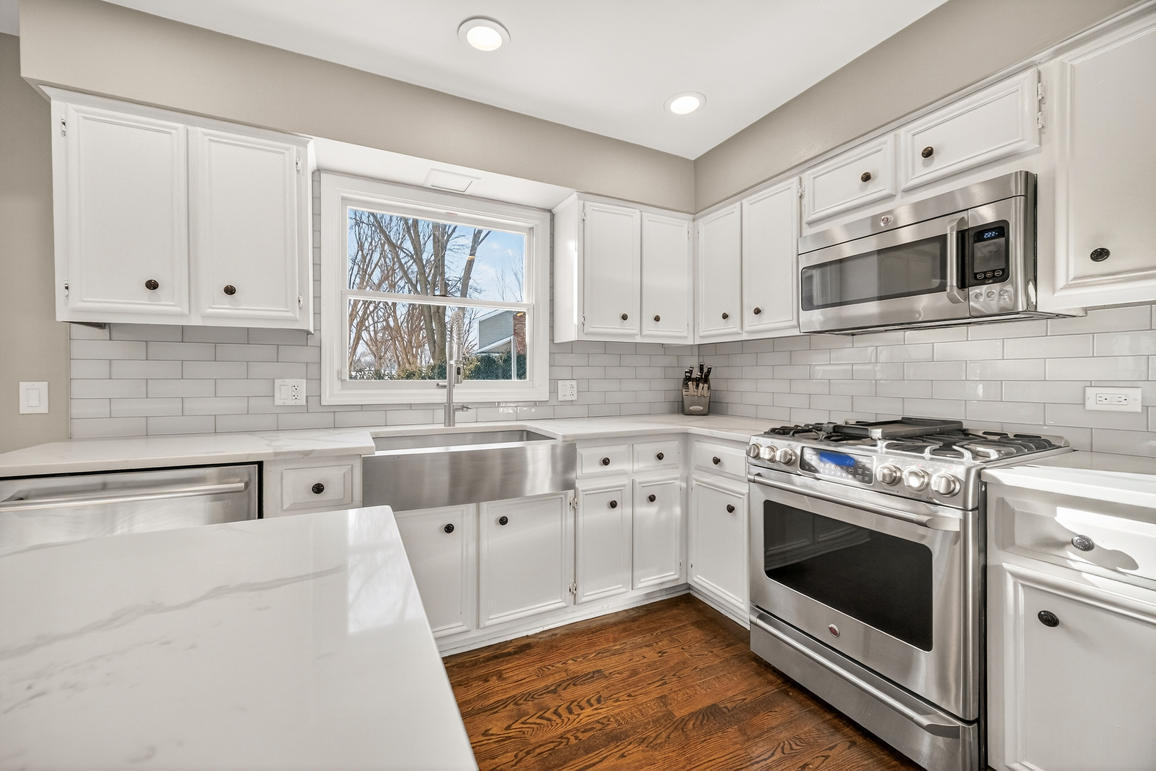 1205 Briergate Drive, Naperville, IL 60563