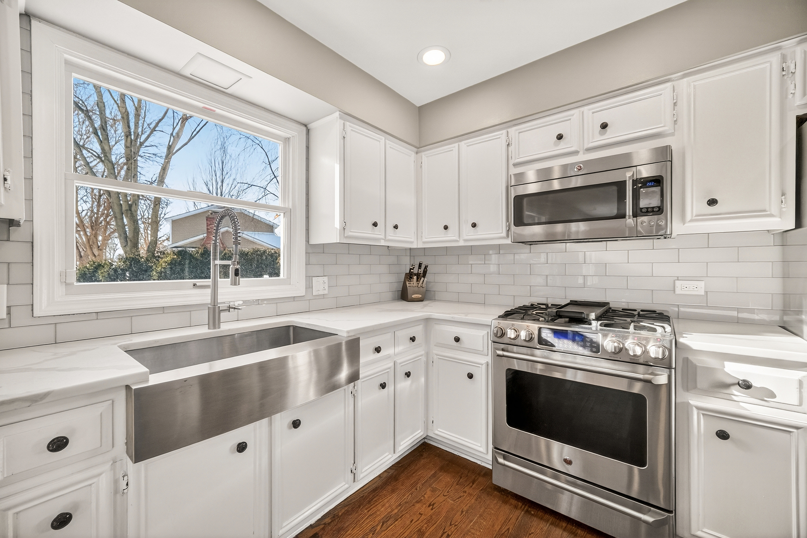 1205 Briergate Drive, Naperville, IL 60563