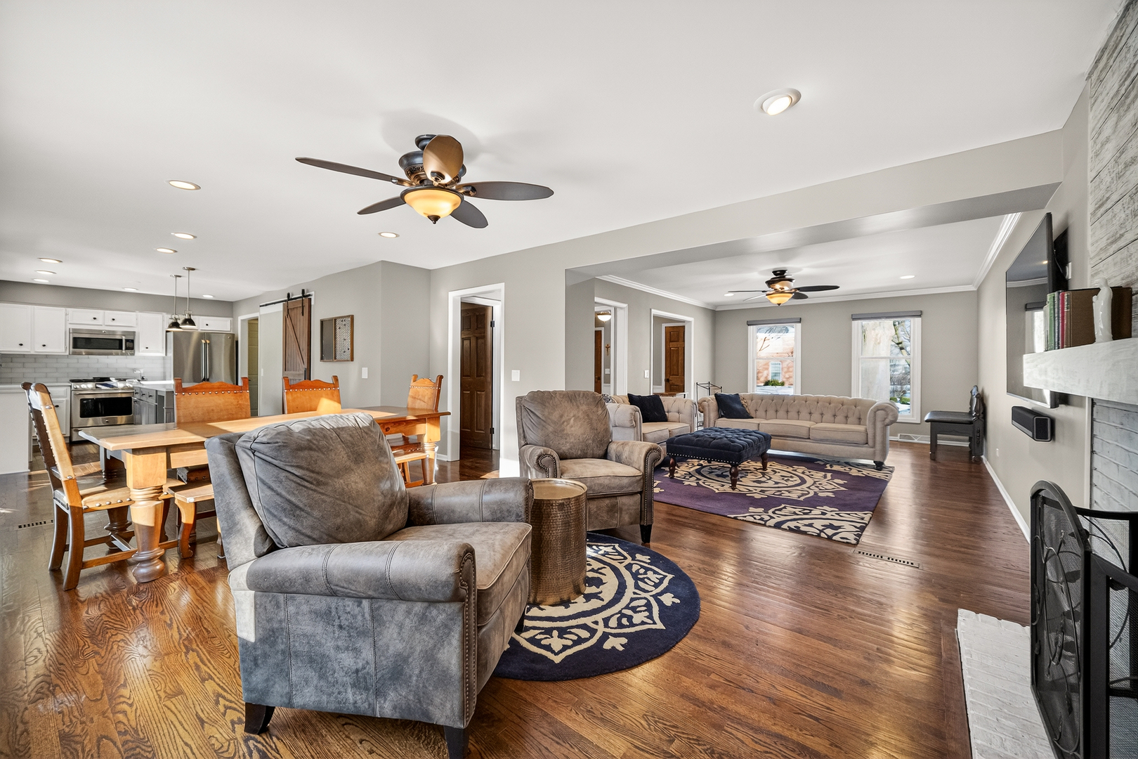 1205 Briergate Drive, Naperville, IL 60563