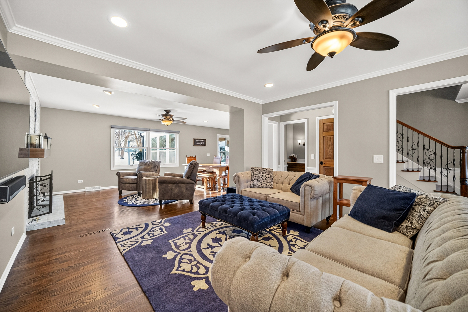 1205 Briergate Drive, Naperville, IL 60563