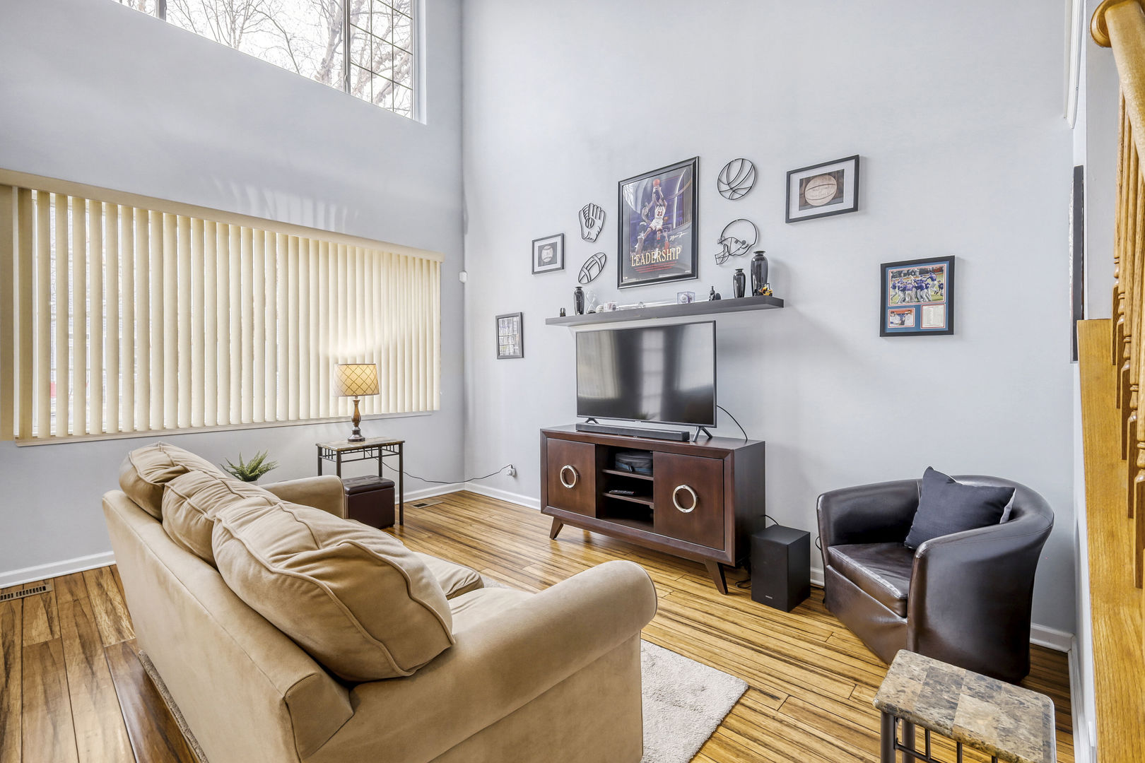 3005 Anton Drive, Aurora, IL 60504