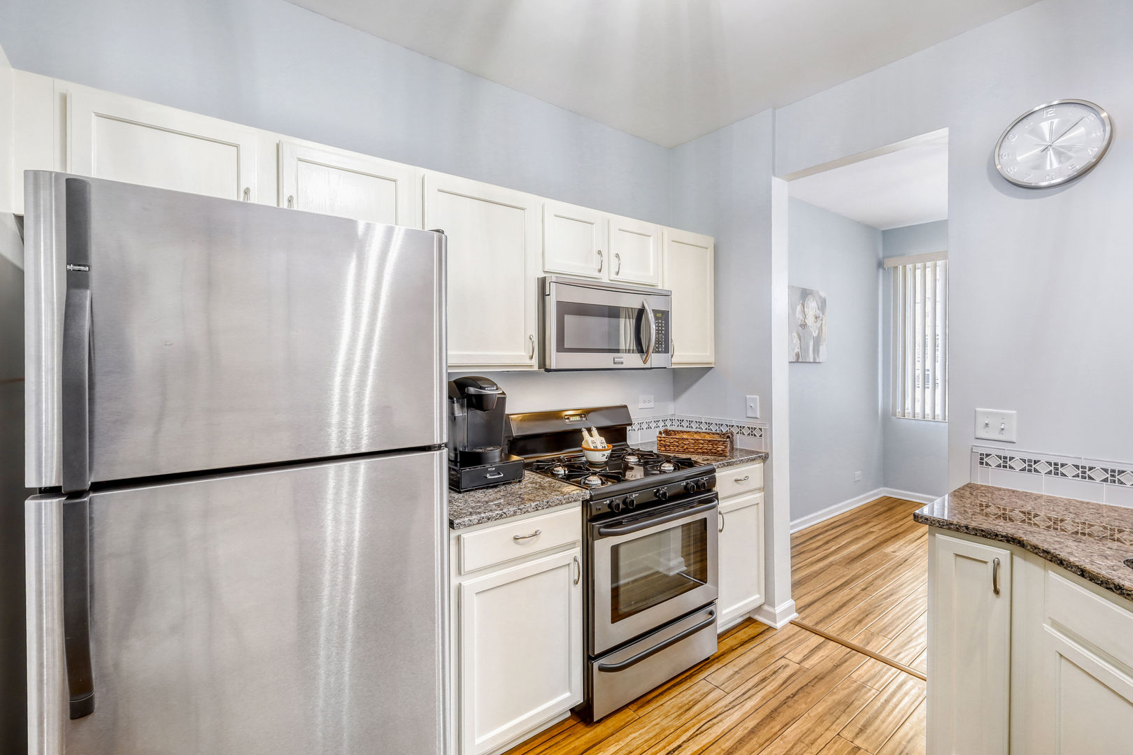 3005 Anton Drive, Aurora, IL 60504