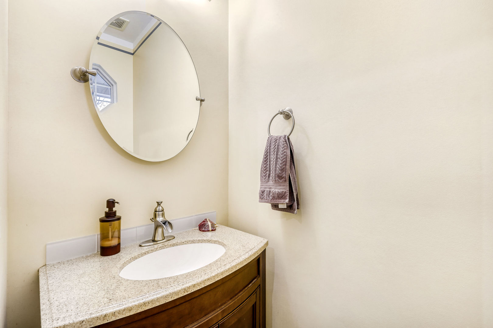 3005 Anton Drive, Aurora, IL 60504