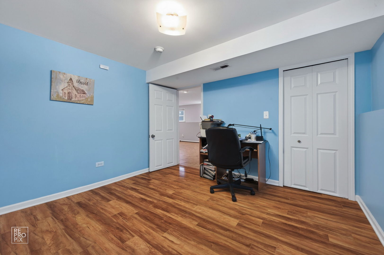 9405 S 69TH Court, Oak Lawn, IL 60453