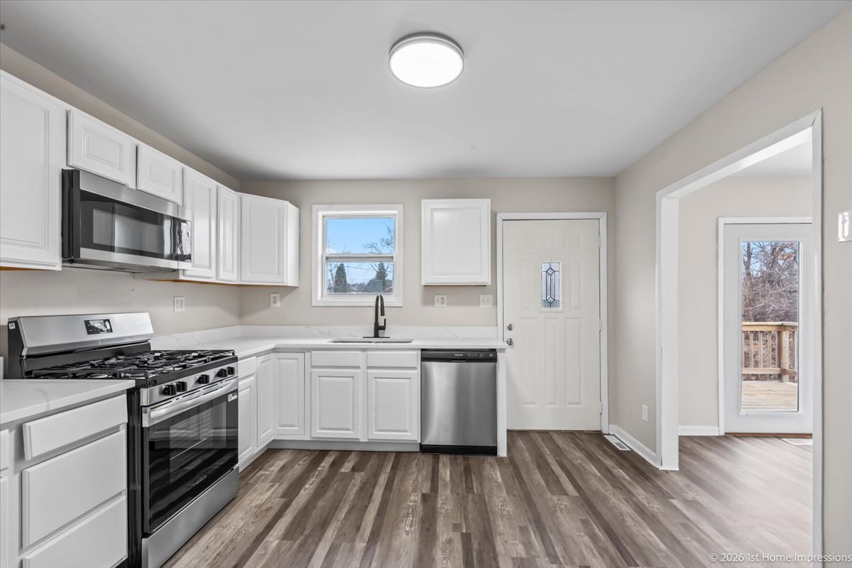 29W092 Pomeroy Street, West Chicago, IL 60185