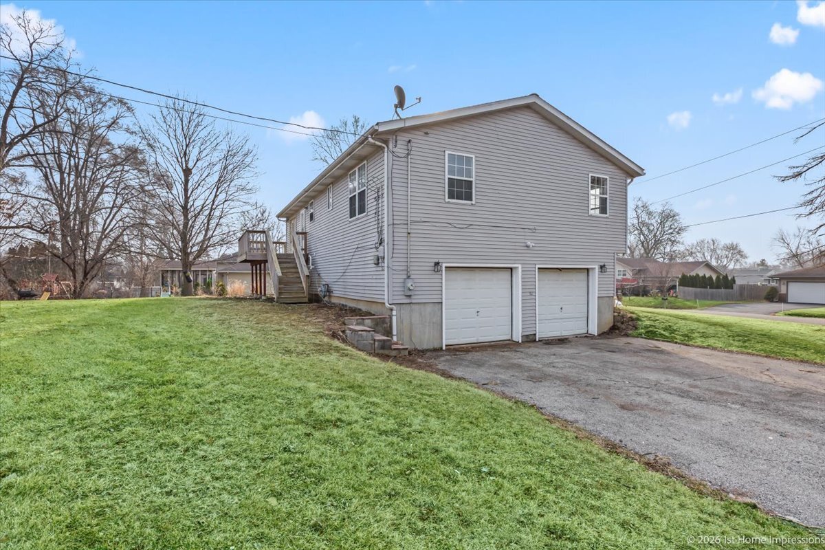 29W092 Pomeroy Street, West Chicago, IL 60185