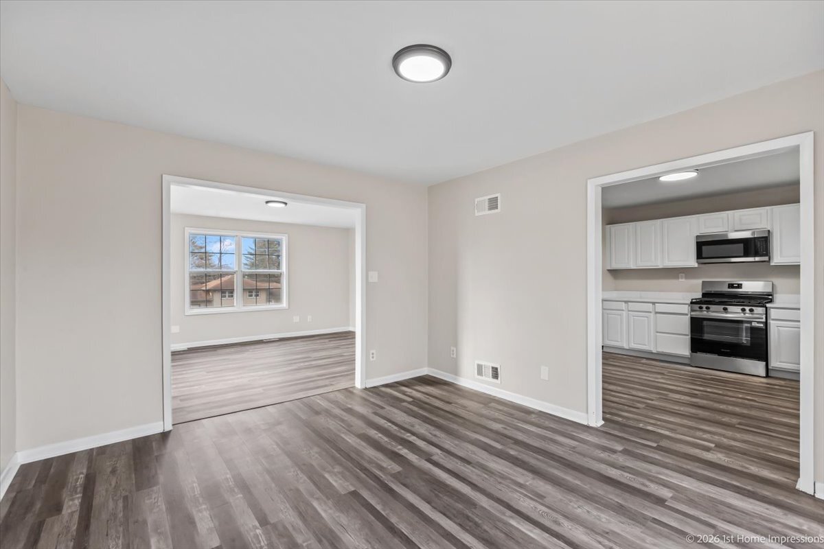 29W092 Pomeroy Street, West Chicago, IL 60185