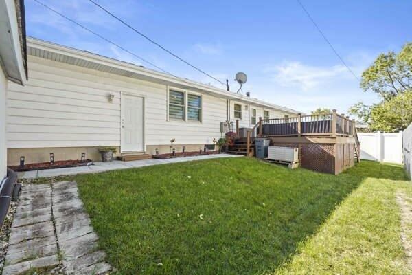 2150 W 95th Avenue, Crown Point, IN 46307