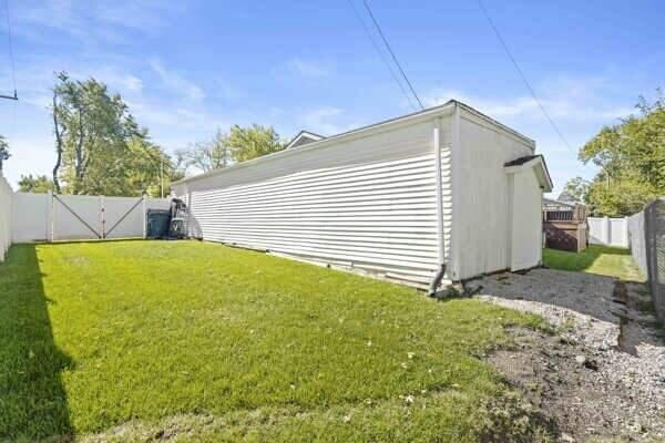 2150 W 95th Avenue, Crown Point, IN 46307
