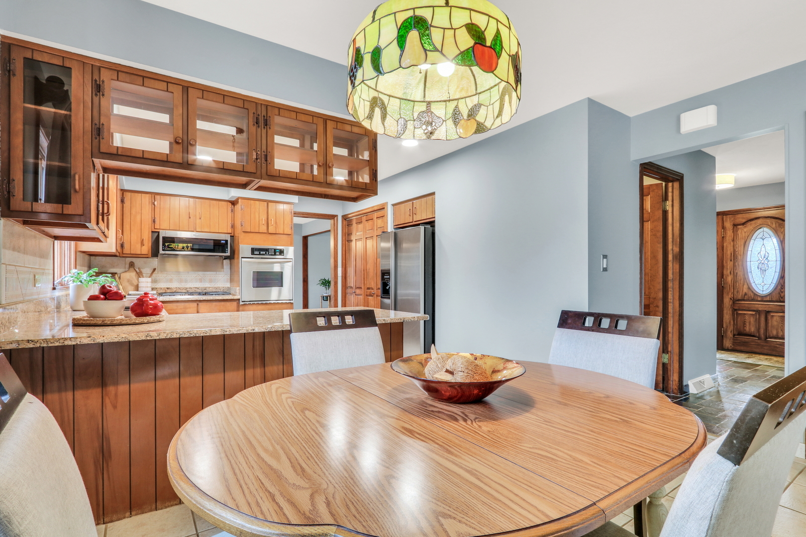 21570 W Eldor Avenue, Grayslake, IL 60030