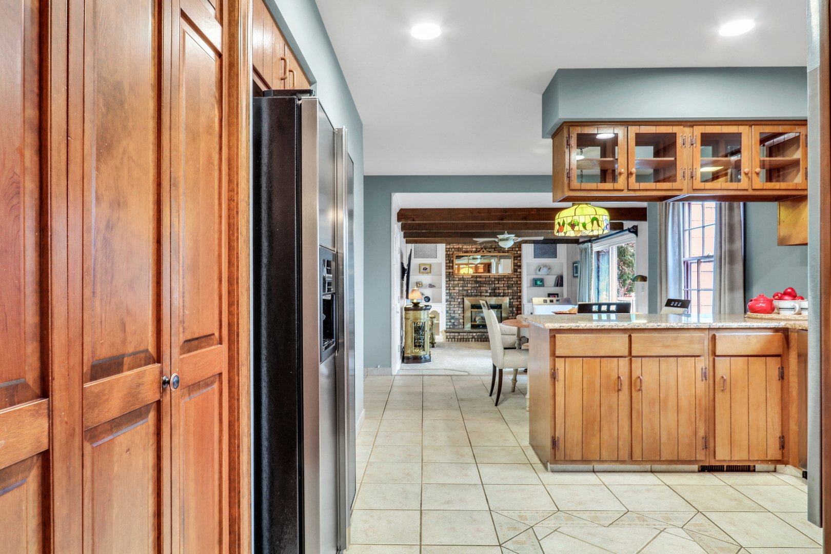 21570 W Eldor Avenue, Grayslake, IL 60030