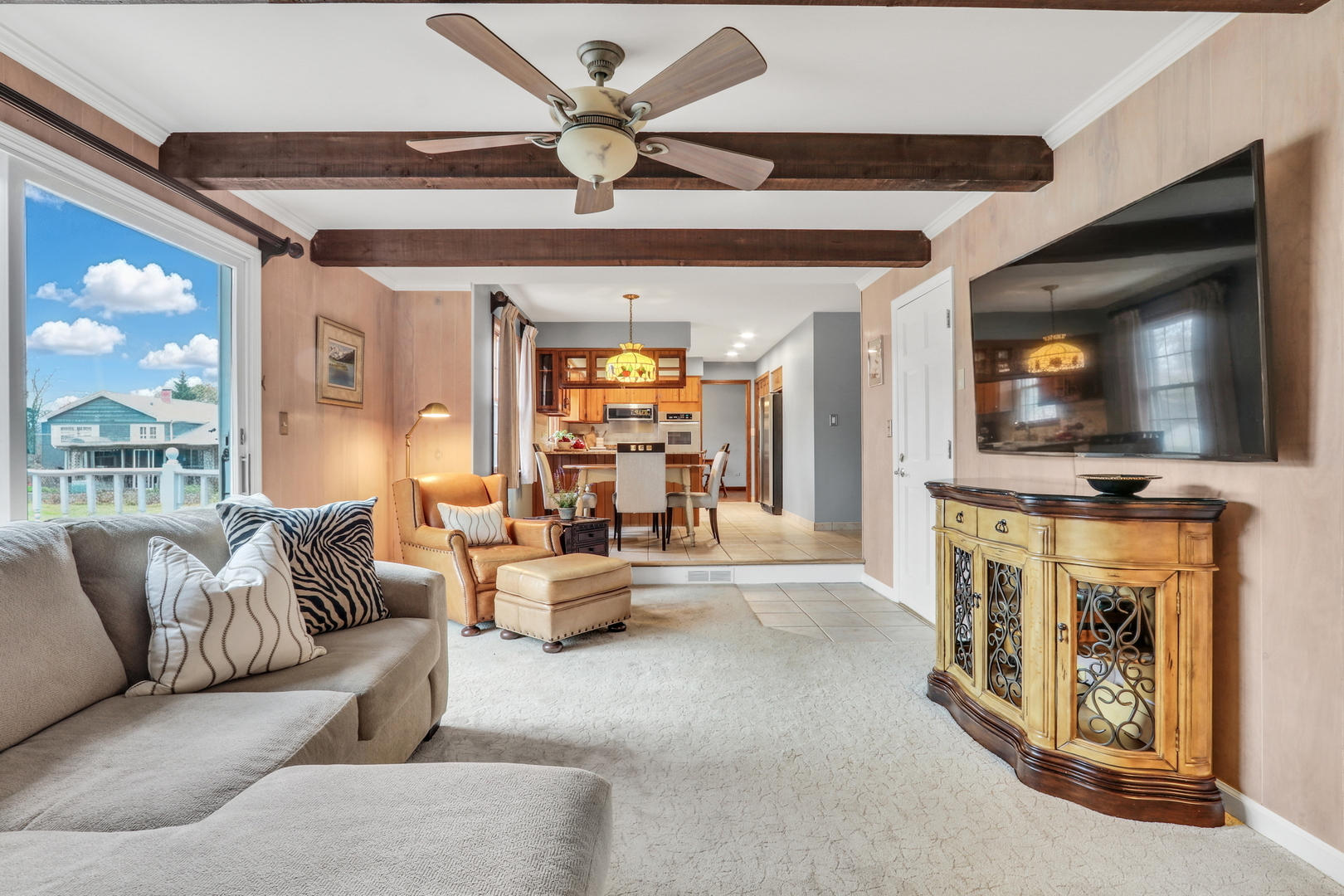 21570 W Eldor Avenue, Grayslake, IL 60030