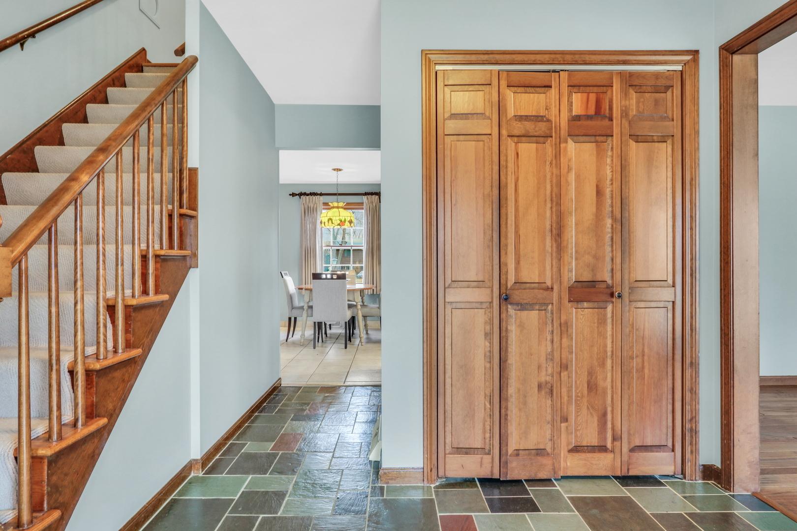 21570 W Eldor Avenue, Grayslake, IL 60030