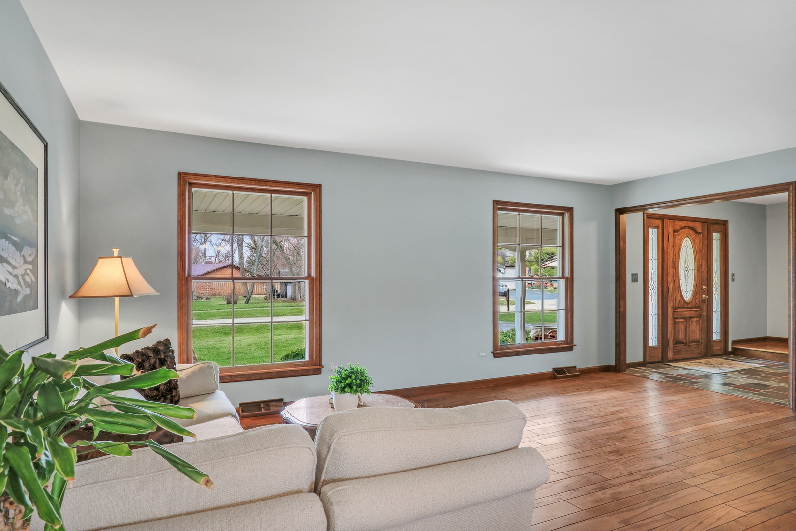 21570 W Eldor Avenue, Grayslake, IL 60030