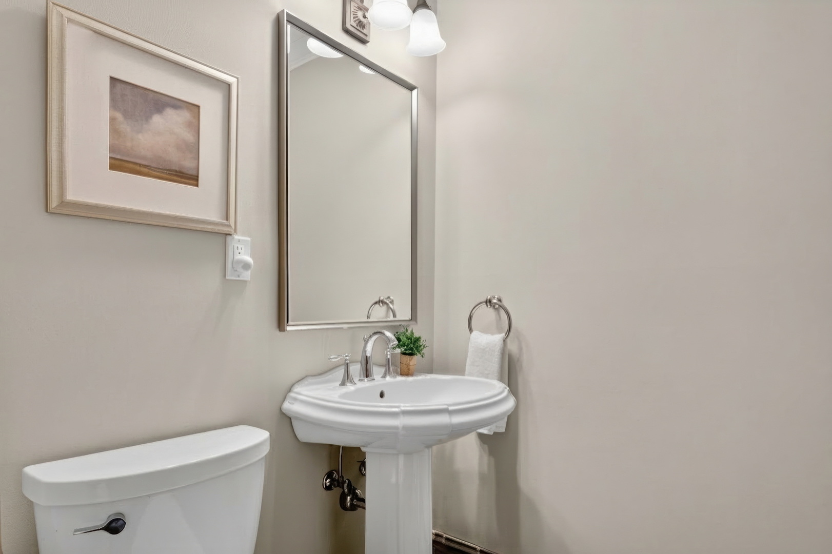 21570 W Eldor Avenue, Grayslake, IL 60030