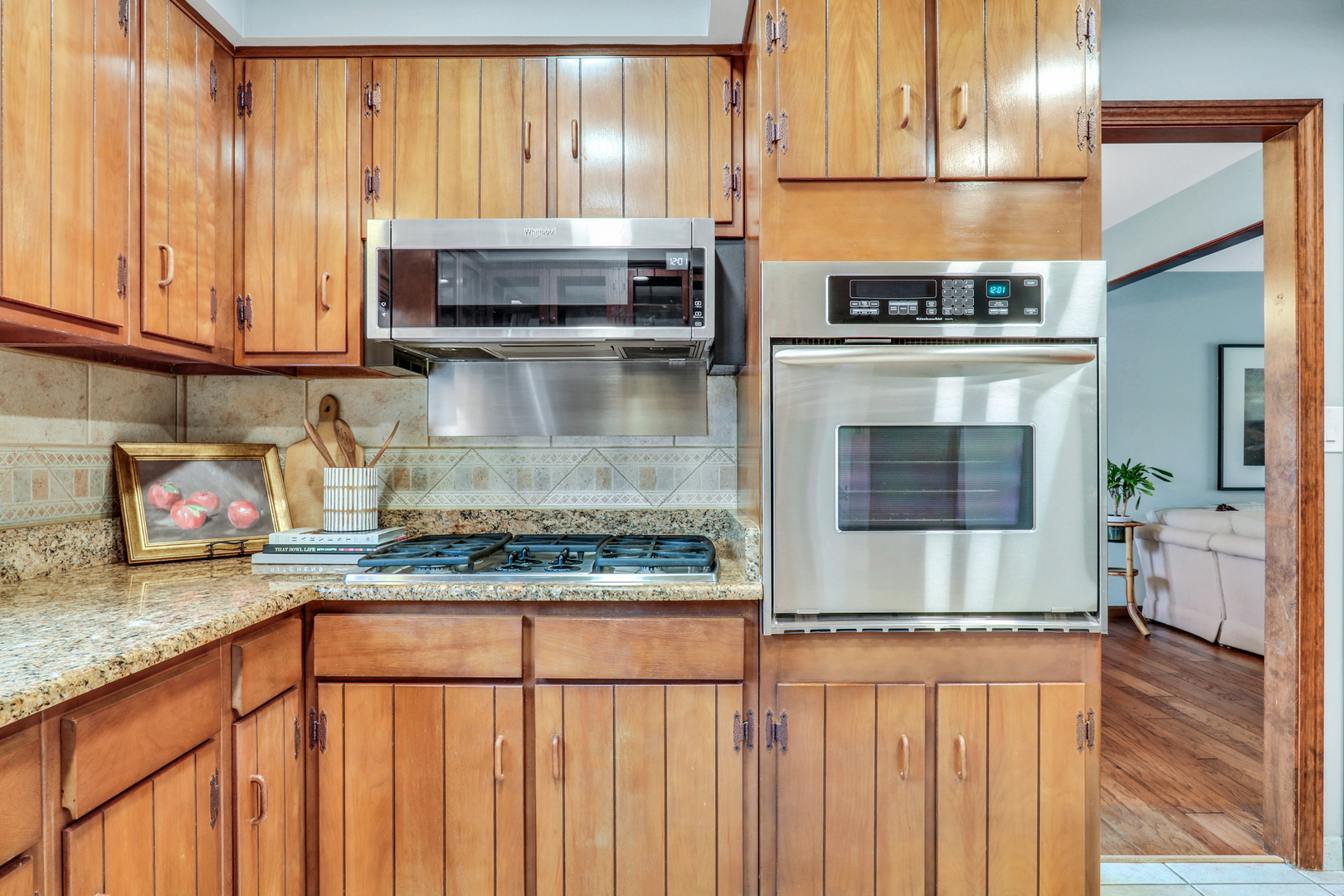 21570 W Eldor Avenue, Grayslake, IL 60030