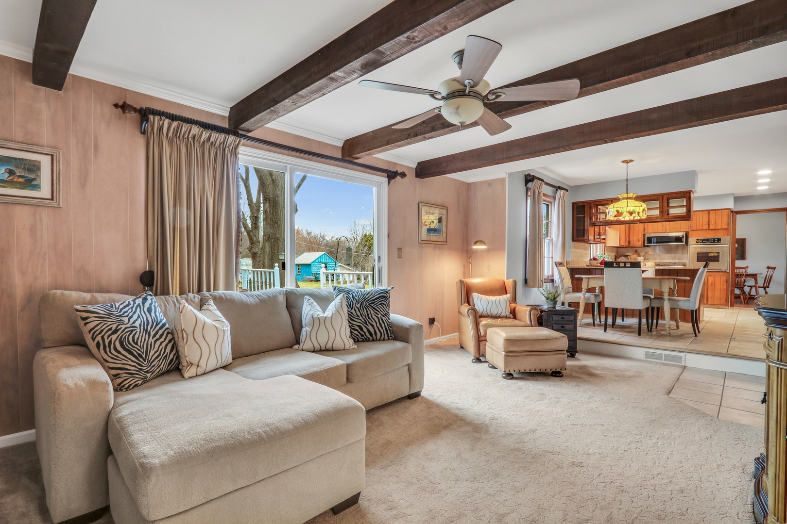 21570 W Eldor Avenue, Grayslake, IL 60030